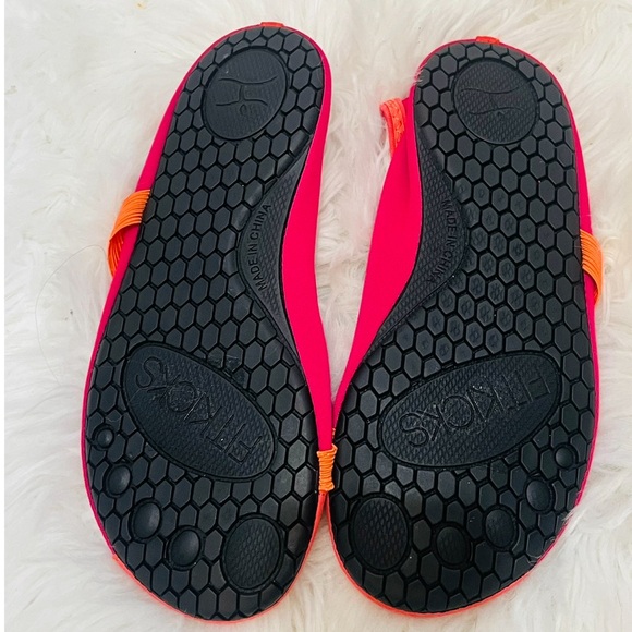 FITKICKS PINK/ORANGE ELASTIC SHOES SIZE Large YOGA SHOES - Picture 2 of 7
